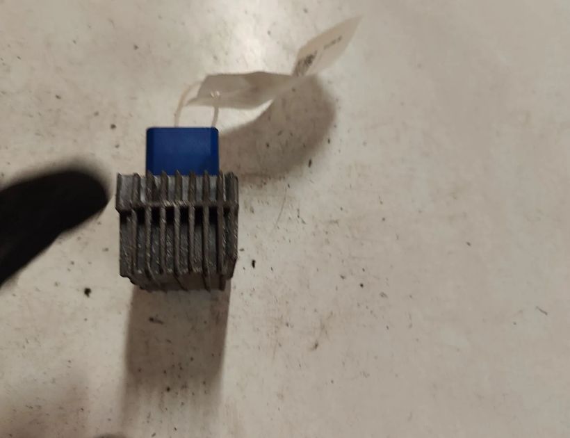 OPEL Zafira A (1999-2003) Свечи 55353011 28743632