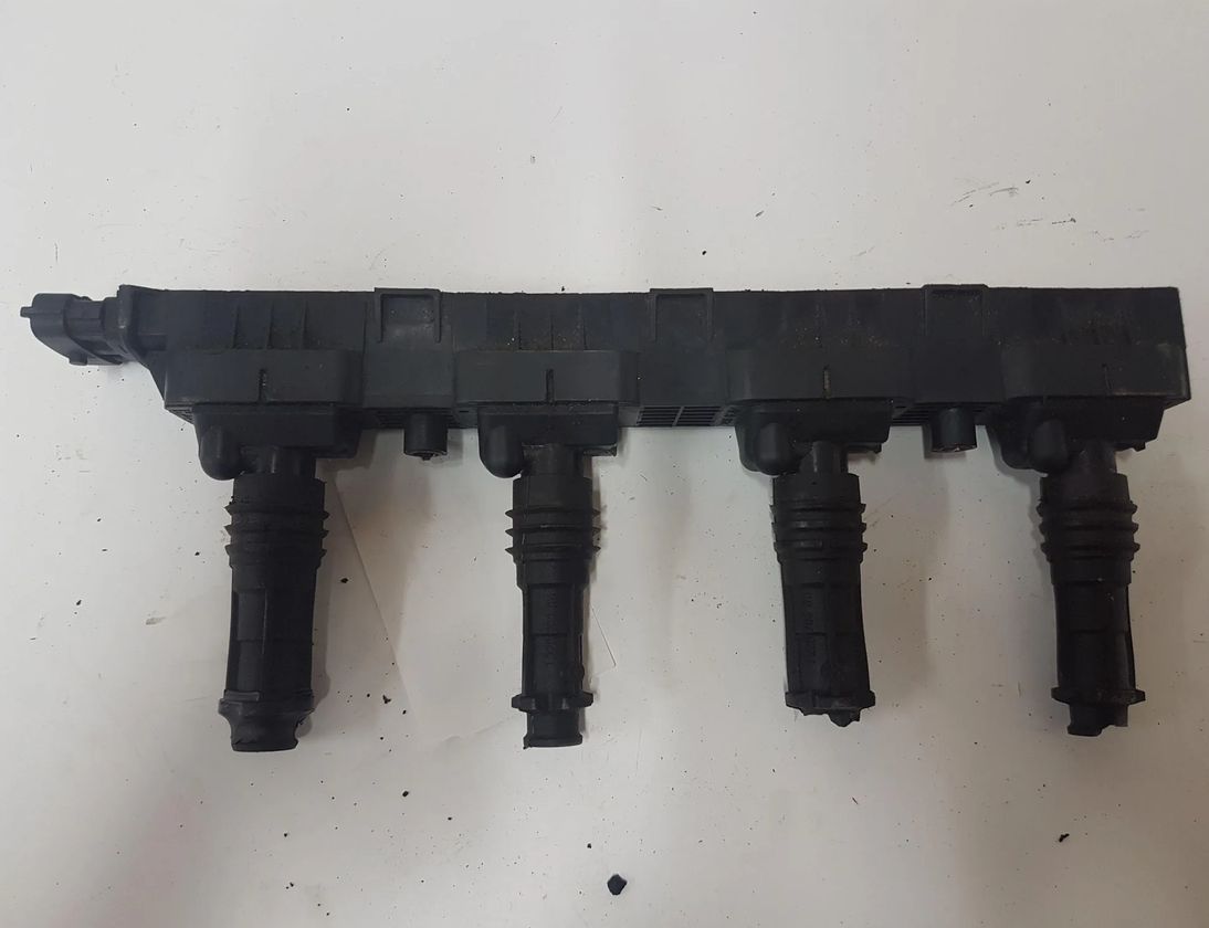 OPEL Corsa C (2000-2006) Провод высокого напряжения зажигания (провод свечи) 0221503472 28746418