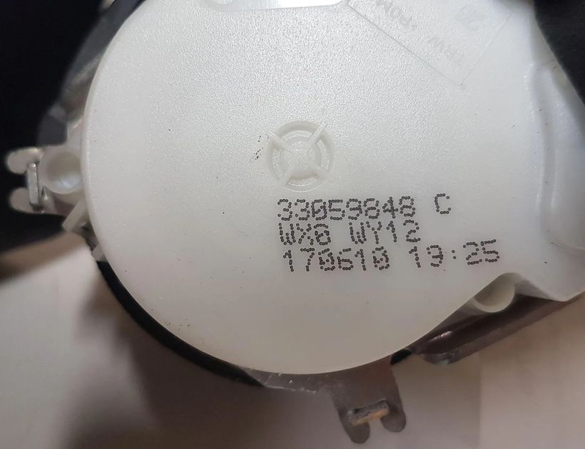 BMW 3 Series E90/E91/E92/E93 (2004-2013) Ремень безопасности передний левый 33059848C 28754764