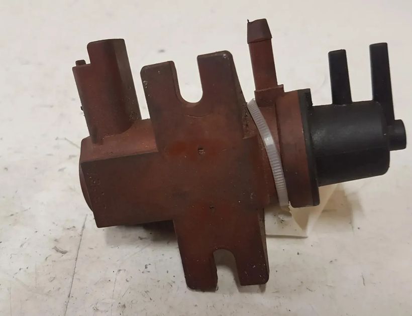 PEUGEOT 307 1 generation (2001-2008) Solenoīda vārsts 70096701 28762467