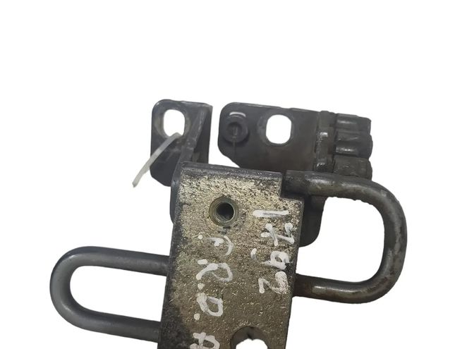 VOLKSWAGEN Jetta 3 generation (1992-1998) Priekšējo labo durvju eņģes 1K0831412K 28791950