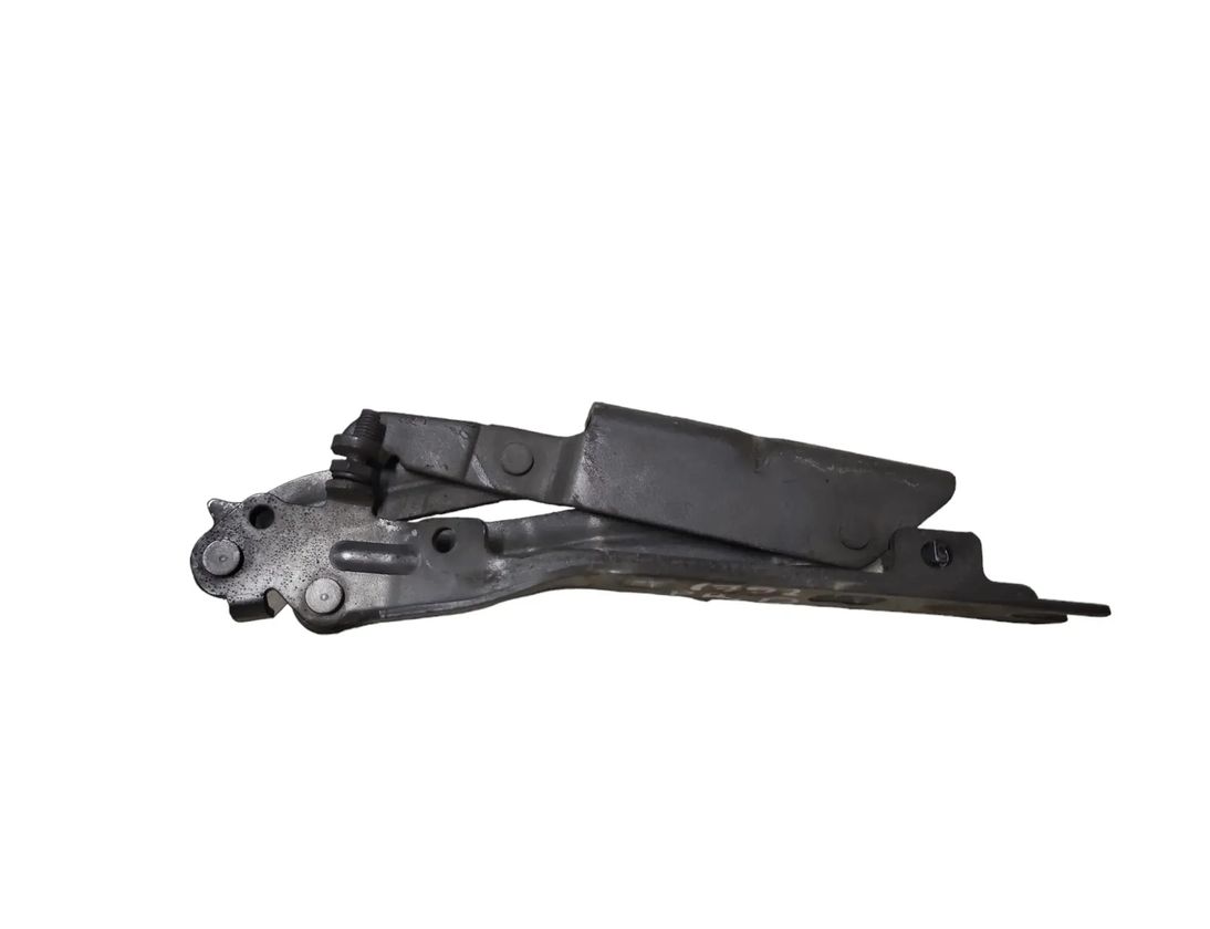VOLKSWAGEN Jetta 3 generation (1992-1998) Front Right Bonnet Hinge 1K0823302C 28792370