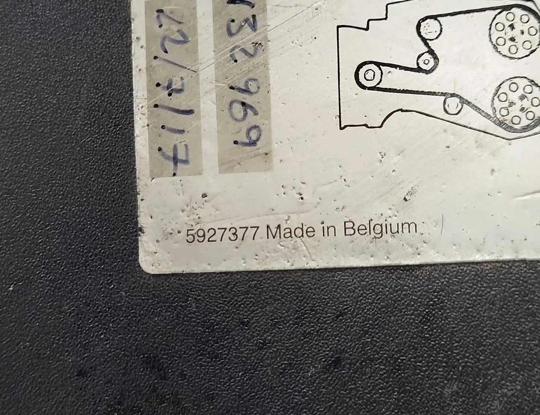 VOLVO XC60 1 generation (2008-2017) Gaisa filtru kaste 31319684 28804181