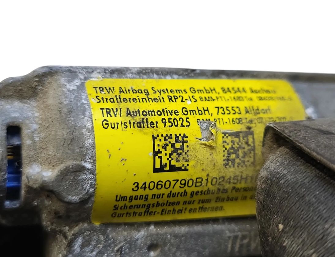 PEUGEOT 5008 1 generation (2009-2016) Ремень безопасности передний правый 9682036580 28806591