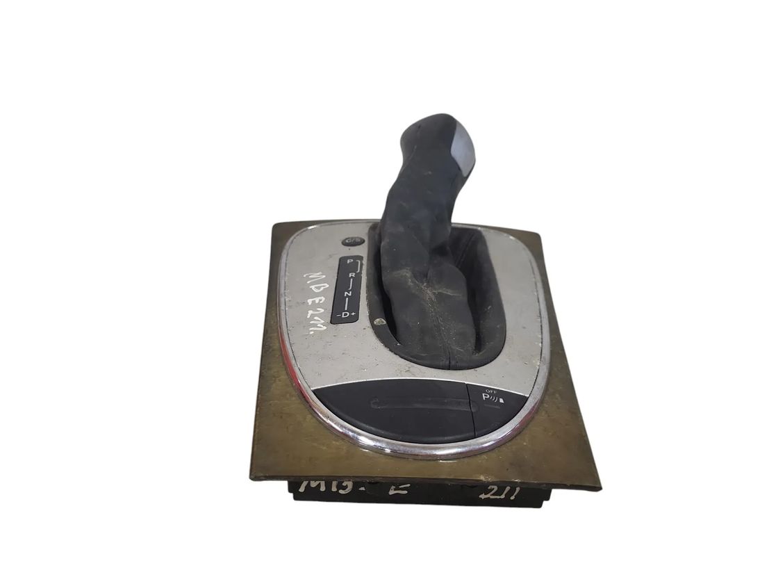 MERCEDES-BENZ E-Class W211/S211 (2002-2009) Pārnesumu pārslēgšanas sviras plastmasas apdare 2118216958 28815982