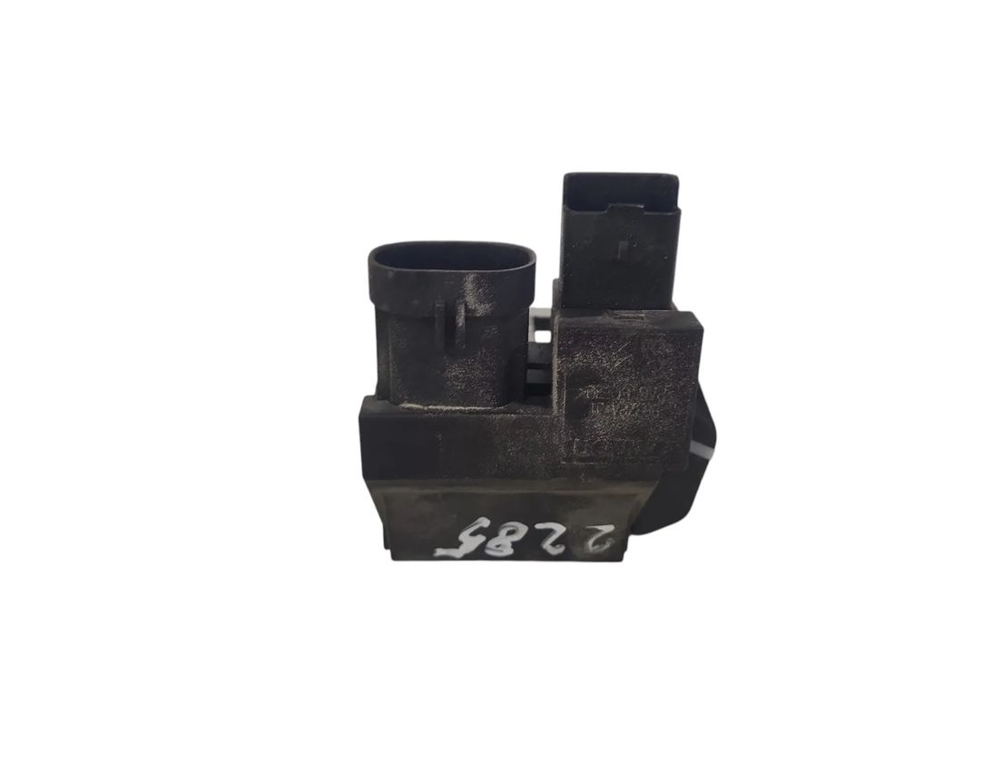 CITROËN C5 2 generation (2008-2017) Реле вентилятора печки салона 98372A01 28817241