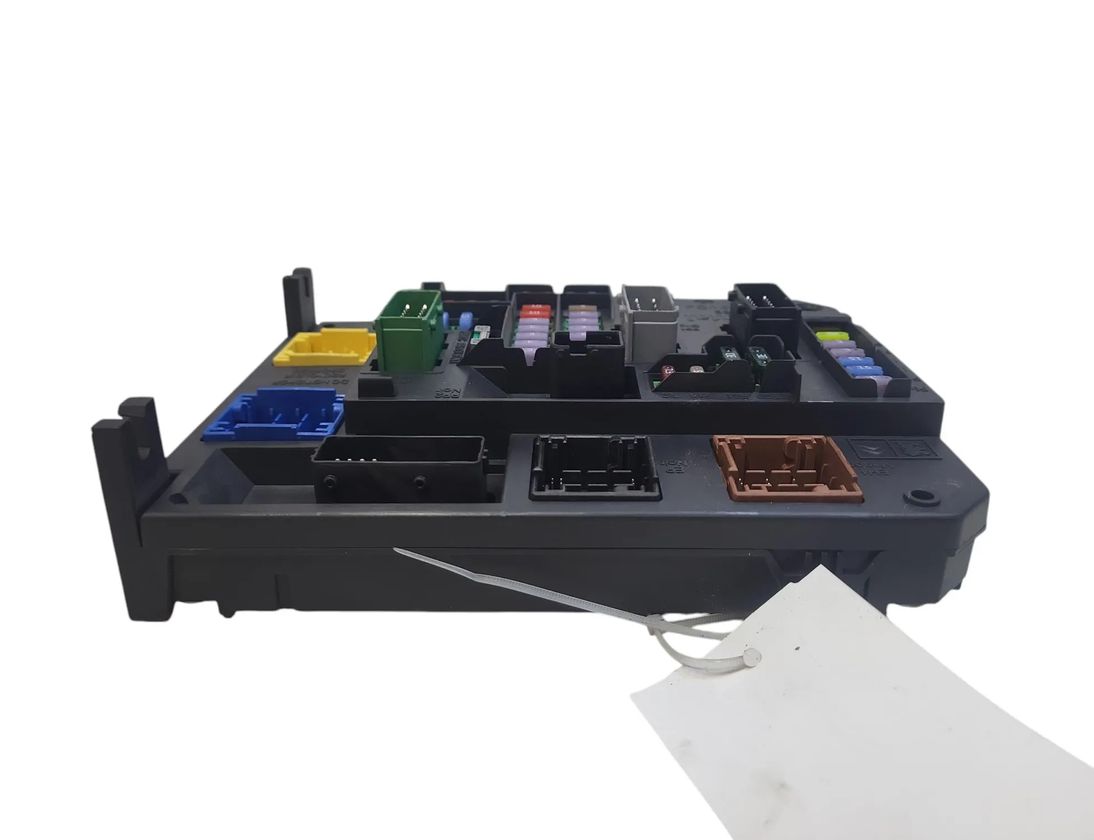 PEUGEOT 508 1 generation (2010-2020) Fuse box A2C53383165 28821858