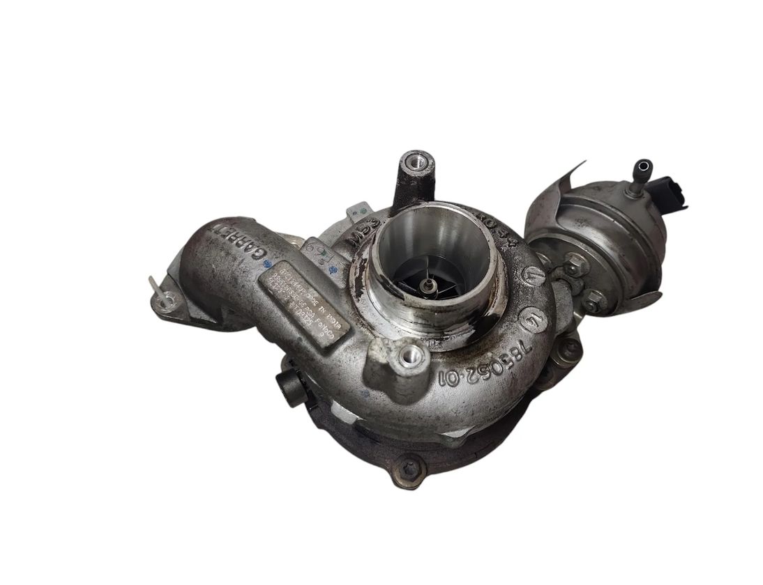 VOLVO V40 Cross Country 1 generation (2012-2020) Turbocharger 9686120680 28829630
