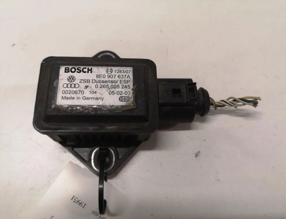AUDI A6 C5/4B (1997-2004) Датчик ускорения 0265005245 30812643