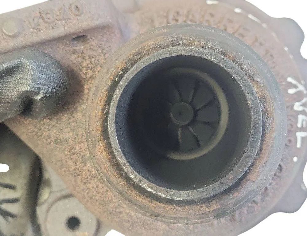 VOLVO V40 Cross Country 1 generation (2012-2020) Turbocharger 9686120680 30923135