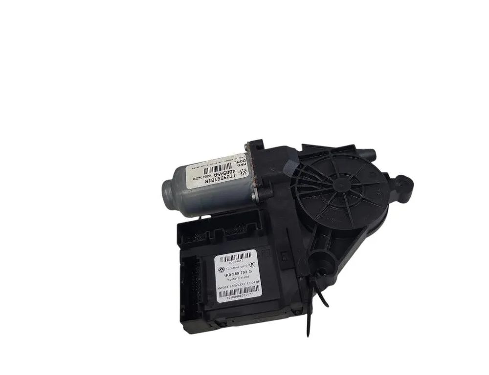 SKODA Octavia 1 generation (1996-2010) Priekšējo kreiso durvju logu pacēlāja motorīts 1T0959701B 31043988