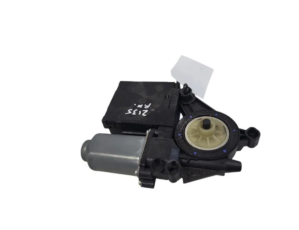 SKODA Octavia 1 generation (1996-2010) Priekšējo kreiso durvju logu pacēlāja motorīts 1T0959701B 31043988