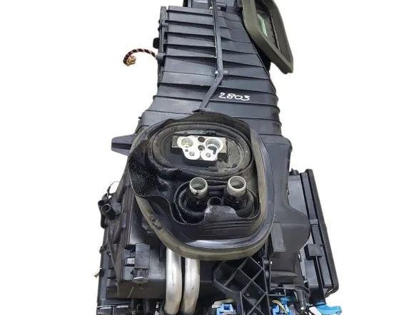 VOLKSWAGEN Golf 5 generation (2003-2009) Печка салона 1K1820307 33054710