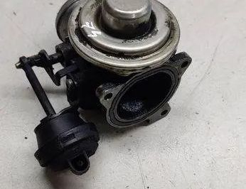 VOLKSWAGEN Passat B7 (2010-2015) Егр клапан 038131501G 30530049