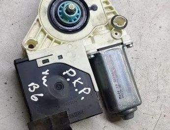 VOLKSWAGEN Passat B6 (2005-2010) Priekšējo kreiso durvju logu pacēlāja motorīts 1k0959701p 30531955