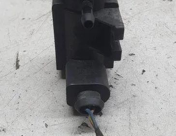 VOLKSWAGEN Passat B7 (2010-2015) Вакуумный клапан 1K0906627A 30534662