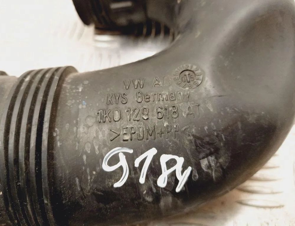 VOLKSWAGEN Passat B7 (2010-2015) Air Intake Tube 1K0129618AT 30535519