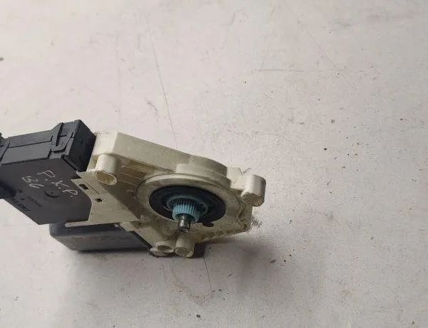 VOLKSWAGEN Passat B7 (2010-2015) Front Left Door Window Regulator Motor 1k0959701p 30536510