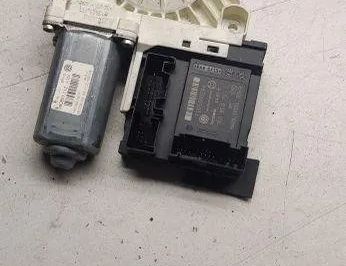 VOLKSWAGEN Passat B7 (2010-2015) Front Left Door Window Regulator Motor 1k0959701p 30536510