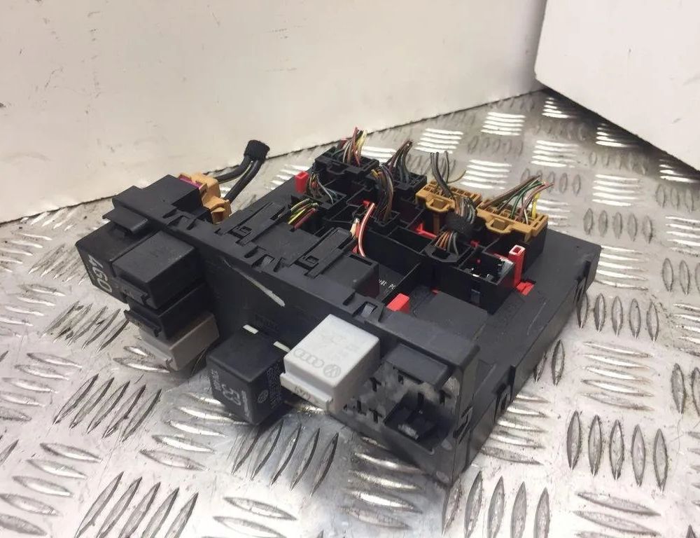 AUDI A3 8P (2003-2013) Comfort Control Unit 8P0907279 30540159