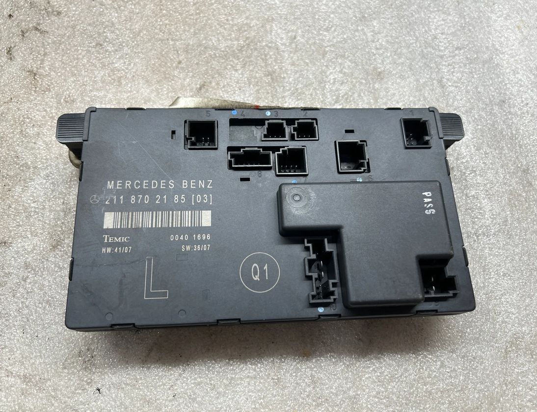 MERCEDES-BENZ E-Class W211/S211 (2002-2009) Блок управления дверей передние левые 2118702185 20806451