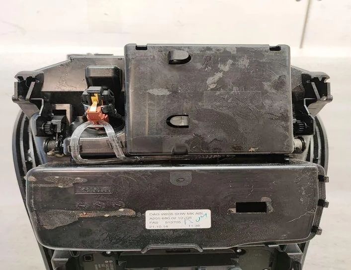 MERCEDES-BENZ C-Class W205/S205/C205 (2014-2023) Center Console A2056800210 27441596