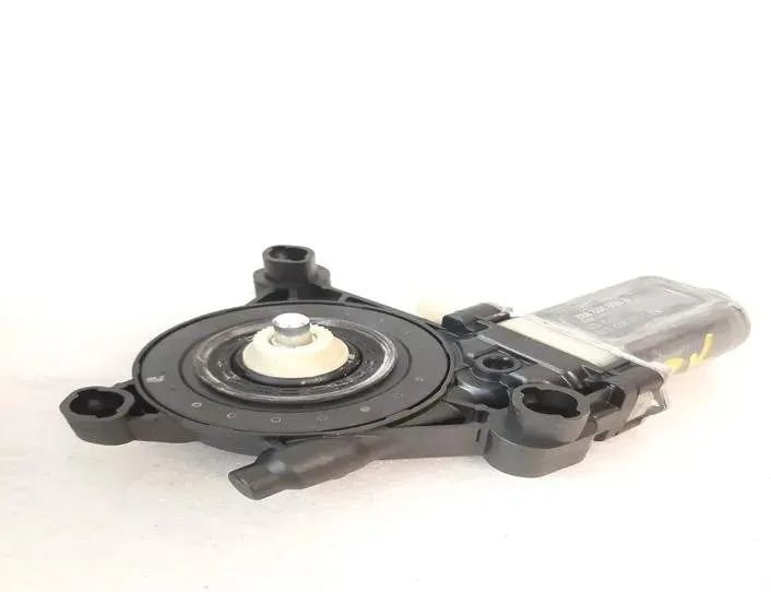 AUDI A3 8Y (2020-2024) Priekšējo kreiso durvju logu pacēlāja motorīts 5Q0959802C 27447030