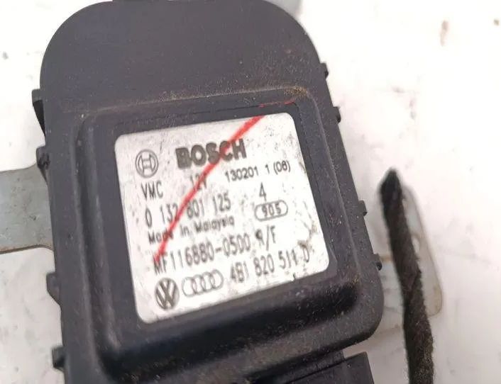 AUDI A6 C5/4B (1997-2004) Interior Heater Flap Motor Actuator 4B1820511D 27164156