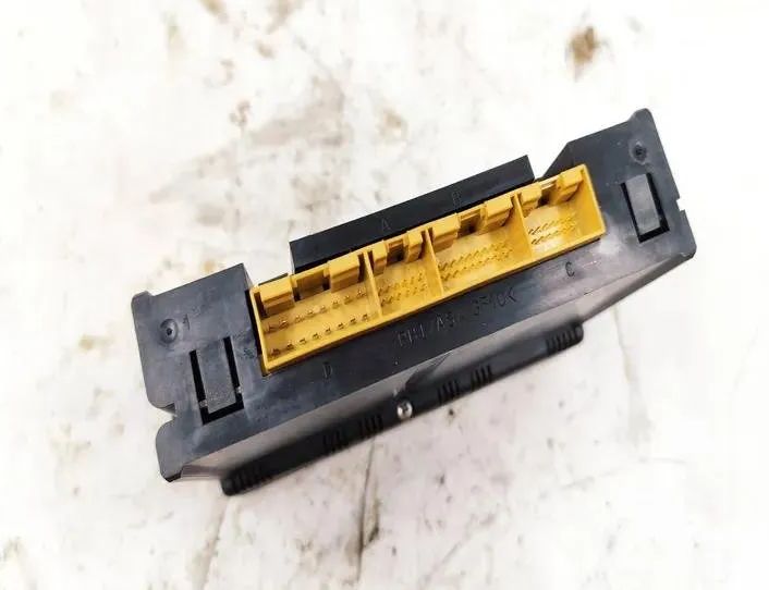 AUDI A4 B5/8D (1994-2001) Other Control Units 8L0820043D,5HB00760804 27176665