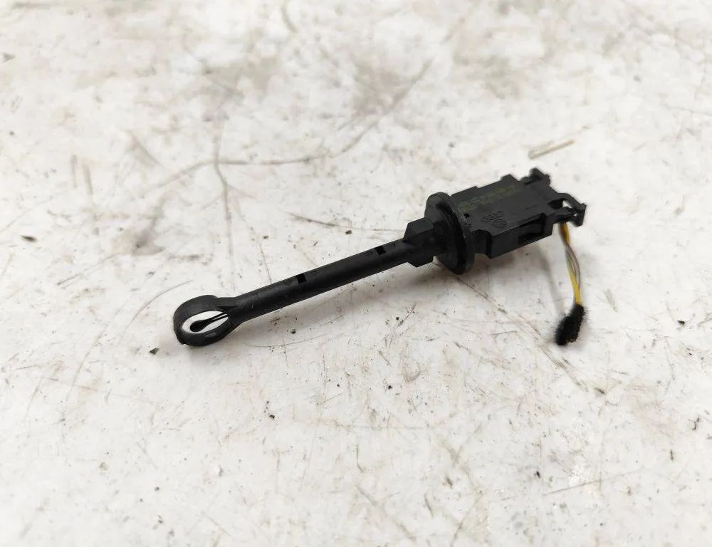 AUDI A6 C6/4F (2004-2011) Izplūdes gāzu temperatūras sensors 4f0820539a 31481860