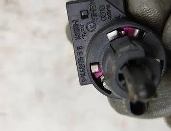 AUDI A4 B8/8K (2011-2016) Bremžu pedāļa sensors Varde 914689963 31488692