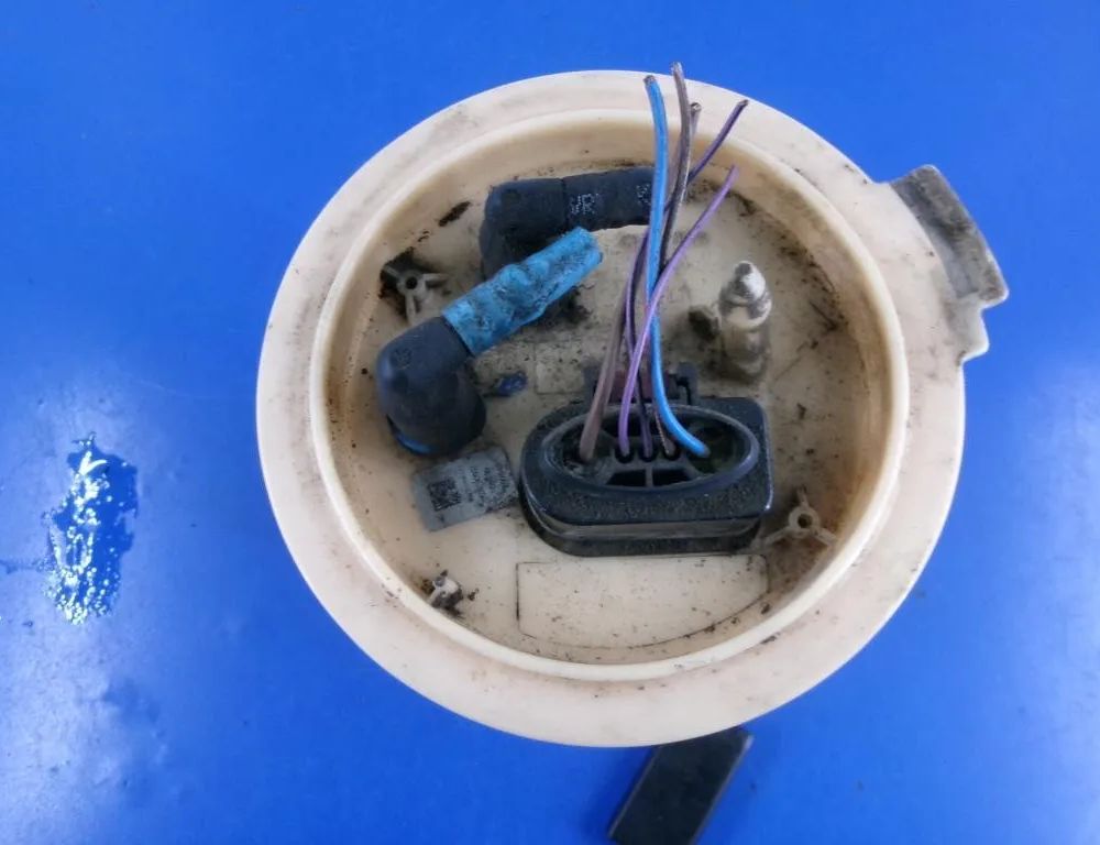 SKODA Octavia 2 generation (2004-2013) Топливный насос 1K0919050J 30489367