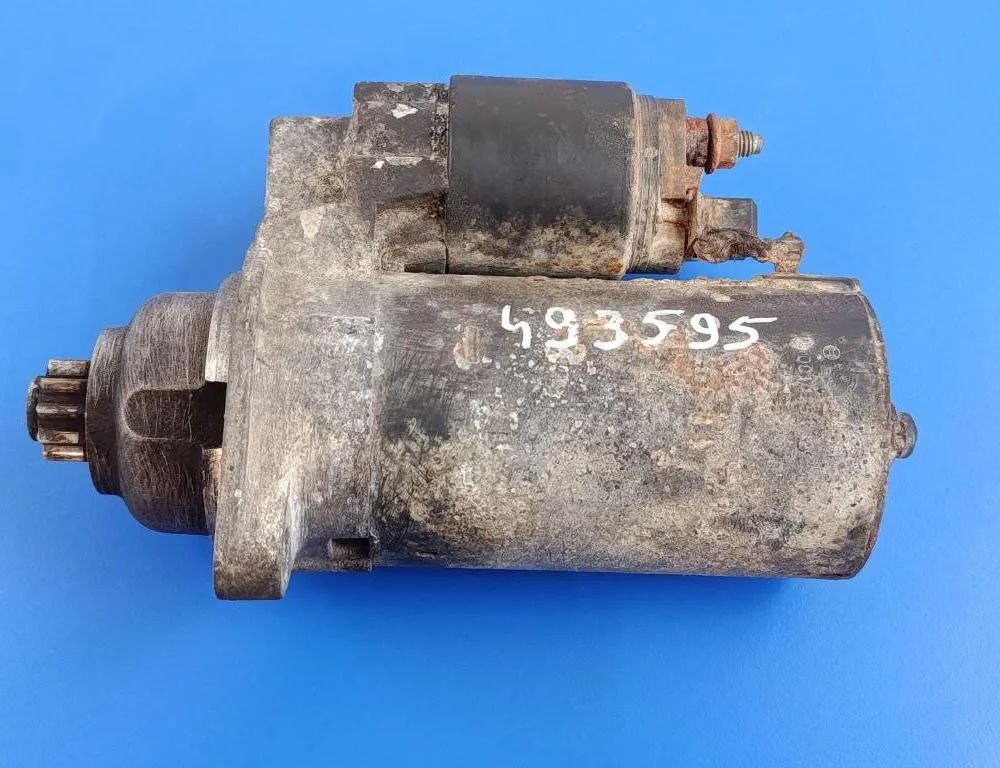 VOLKSWAGEN Golf 4 generation (1997-2006) Стартер 32037200