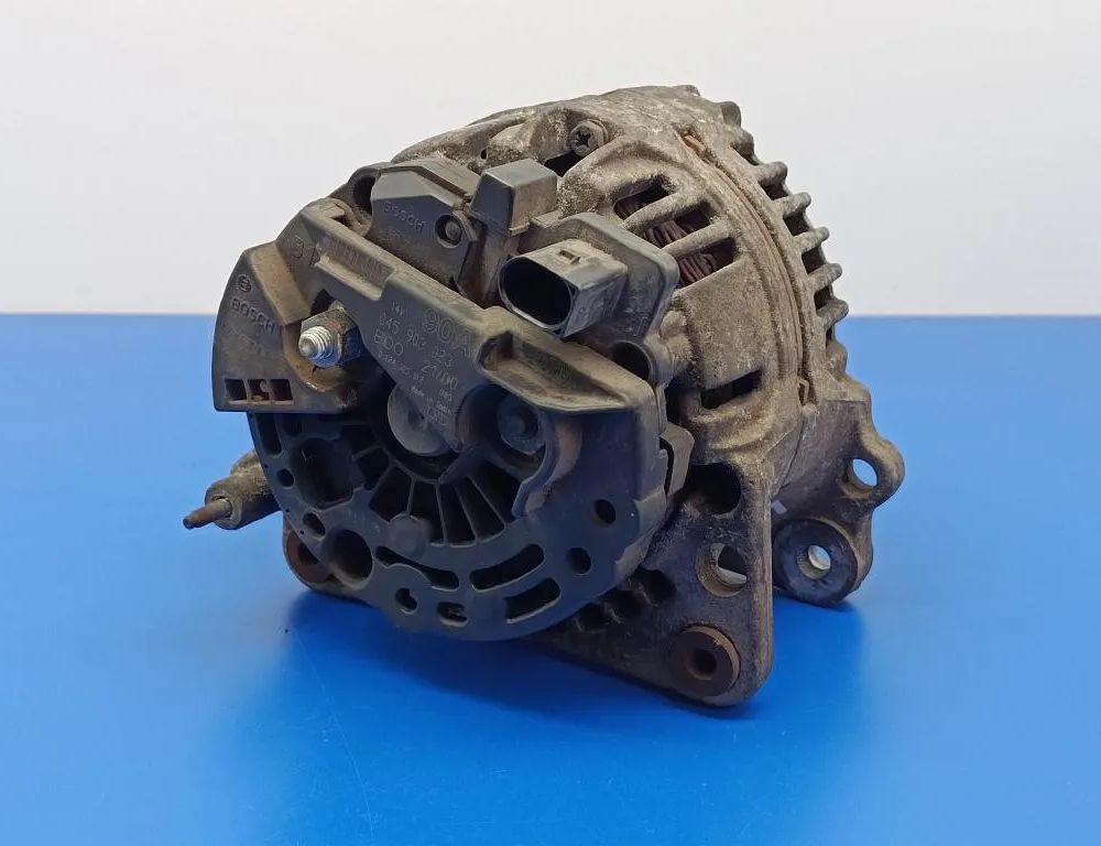 VOLKSWAGEN Polo 3 generation (1994-2002) Генератор 045903023 33087397