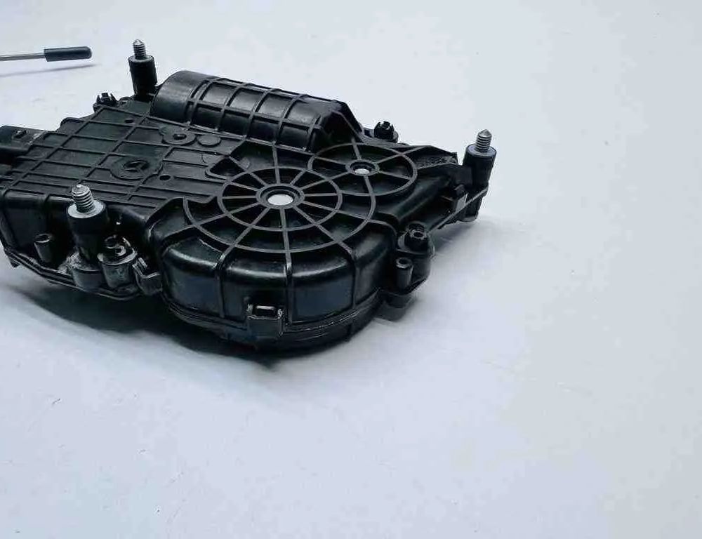 BMW 7 Series F01/F02 (2008-2015) Rear Right Door Soft Close Unit A053702 32735029