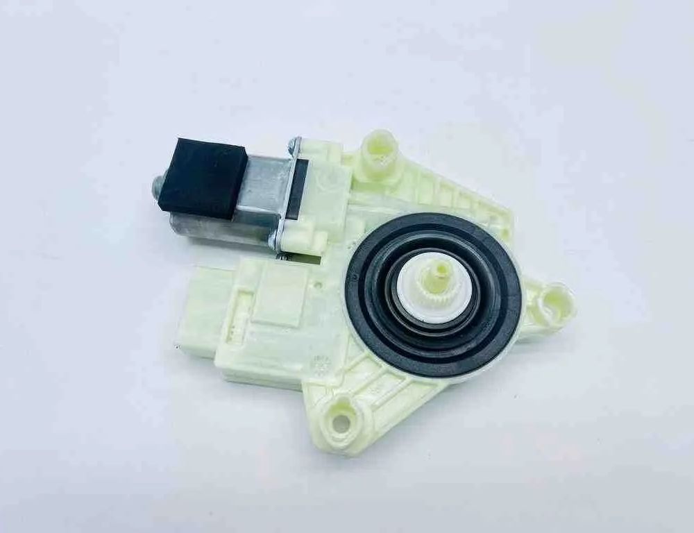 VOLKSWAGEN Passat B7 (2010-2015) Aizmugurējo labo durvju loga vadības motorīts A75516110,5Q4959812E 32736475