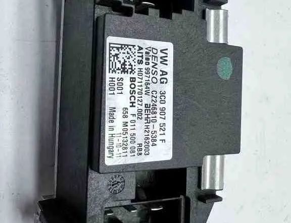 VOLKSWAGEN Passat B7 (2010-2015) Salona mazā ventilatora relejs 3C0907521F,CZ2468105384 32736929