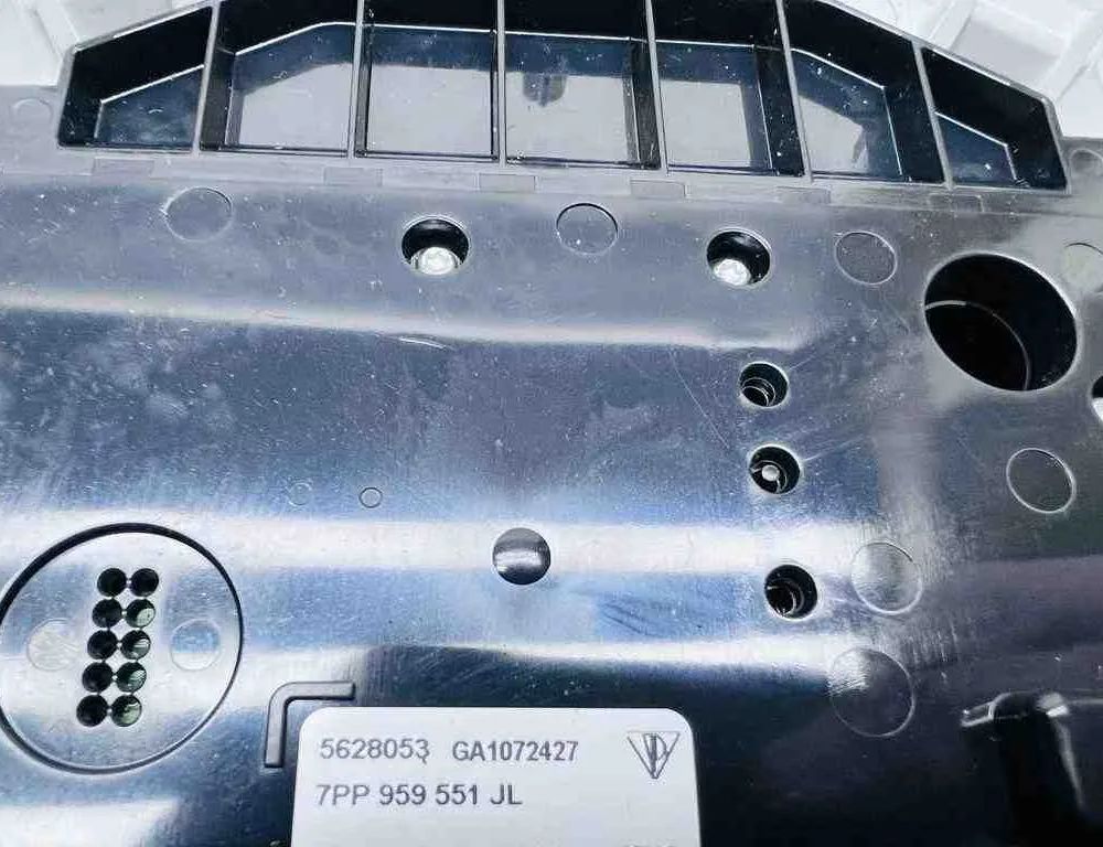 PORSCHE Macan 1 generation (2013-2023) Salona apgaismojums 7PP959551 32737269