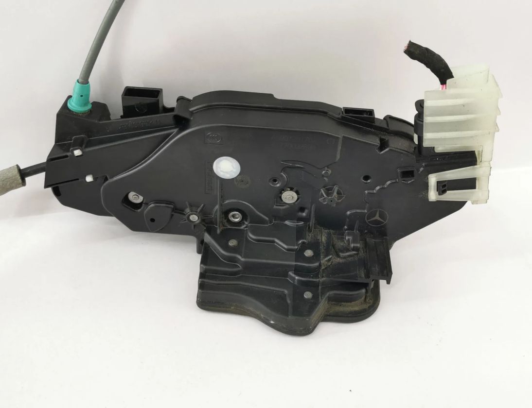 MERCEDES-BENZ A-Class W177 (2018-2024) Priekšējo kreiso durvju slēdzene A0997201702,A1770032899,A0997601702 18155037