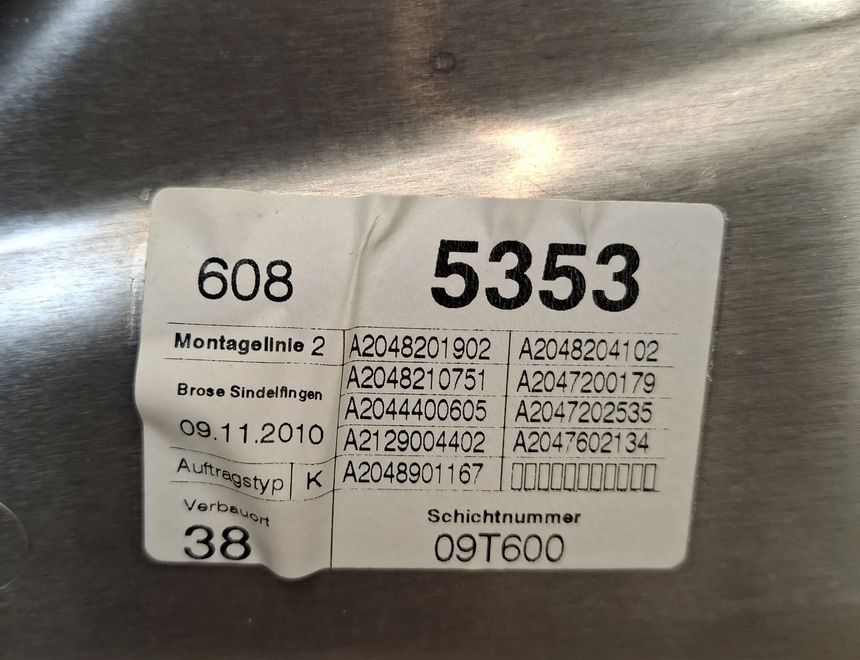 MERCEDES-BENZ C-Class W204/S204/C204 (2004-2015) Front Left Door A2047220110 28710102