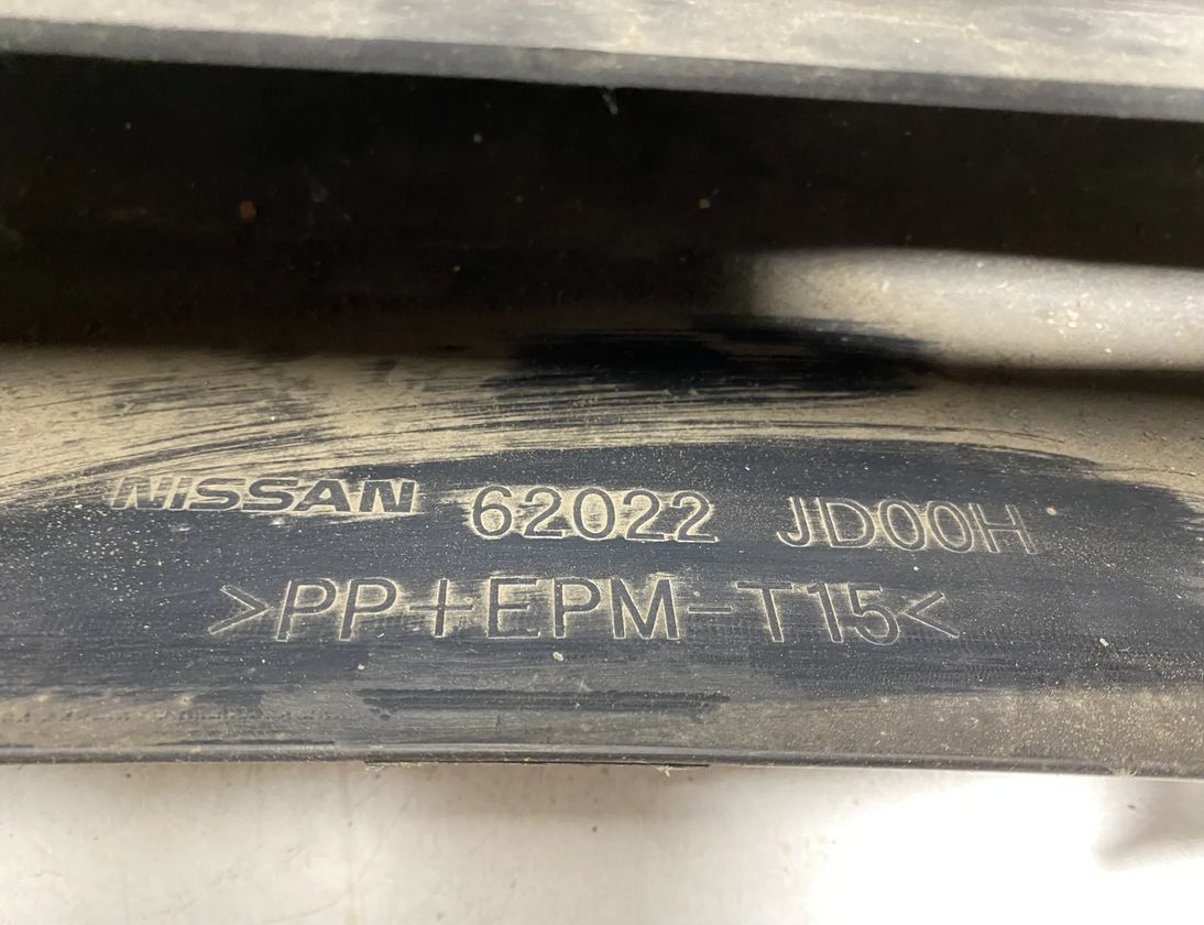 NISSAN Qashqai J10 (2006-2013) Priekšējais bamperis 62022JD00H 17739019