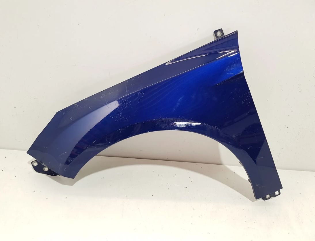 FORD Focus 3 generation (2011-2020) Priekšējais kreisais spārns 20438648