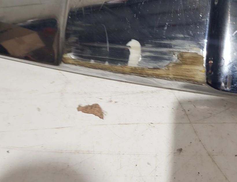 MERCEDES-BENZ GLE Coupe C292 (2015-2019) Priekšējā bufera centrālais moldings A2928852200 33050532