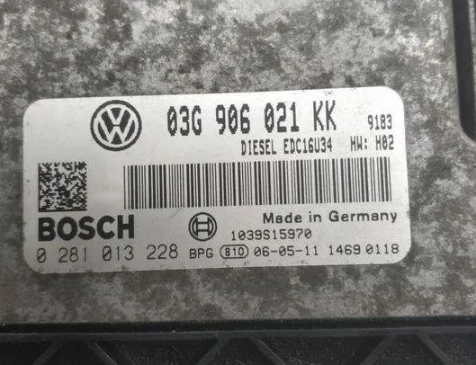 VOLKSWAGEN Golf 5 generation (2003-2009) Engine Control Unit ECU 03G906021 21310527