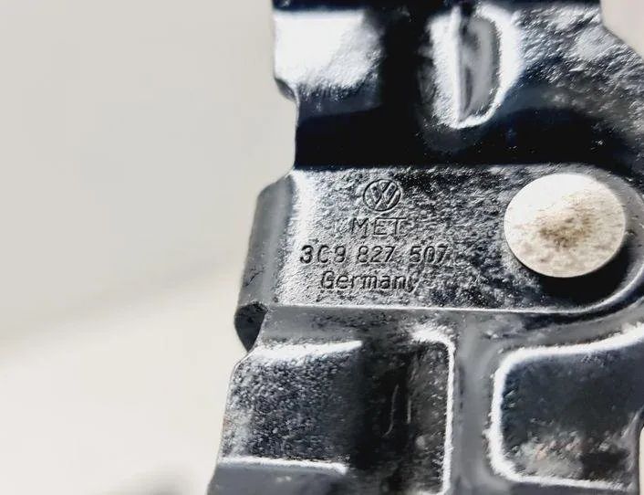 VOLKSWAGEN Passat Variant 1 generation (2010-2024) Защелка багажника багажника 3C9827507 21315670