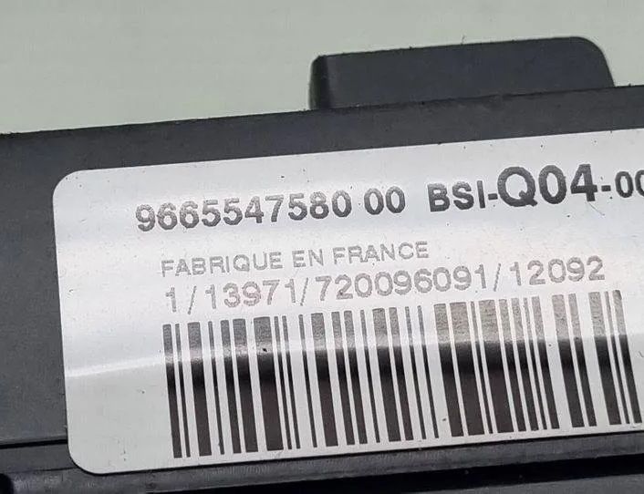 PEUGEOT 508 1 generation (2010-2020) Блок предохранителей 9665547580 21319882
