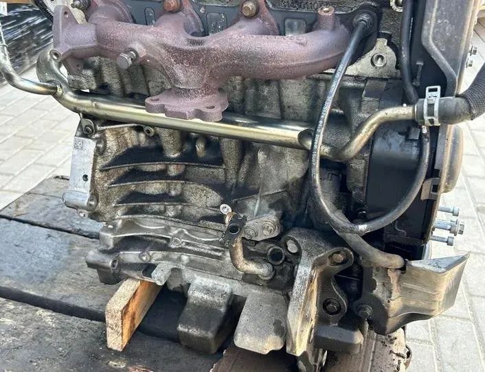 VOLVO V40 Cross Country 1 generation (2012-2020) Dzinējs D4204T9,03290,31460484 27242131