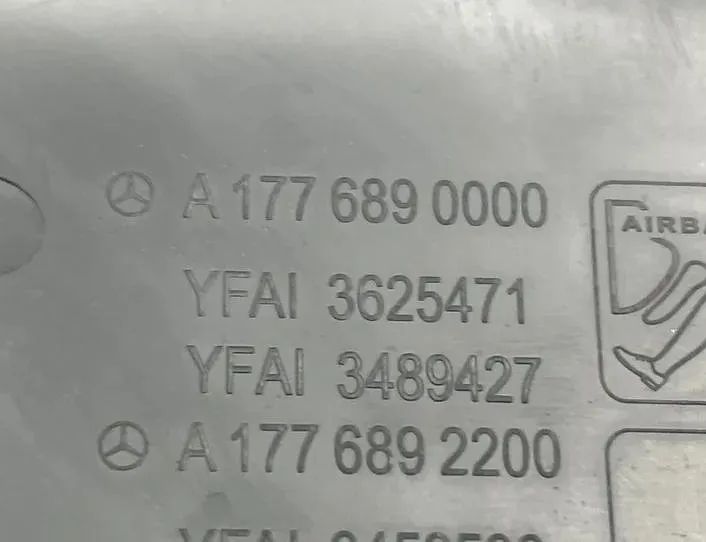 MERCEDES-BENZ A-Class W177 (2018-2024) Paneļa sānu apdare A1776890000,3489427,3625471 27253678