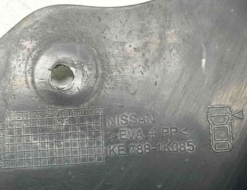 NISSAN Juke YF15 (2010-2020) Front Right Mudguard KE7881K085 32680906