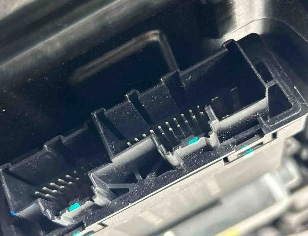 VOLVO S90 2 generation (2016-2023) Priekšējo kreiso durvju logu pacēlājs 170615,A030717,966268103,31674755 32683331